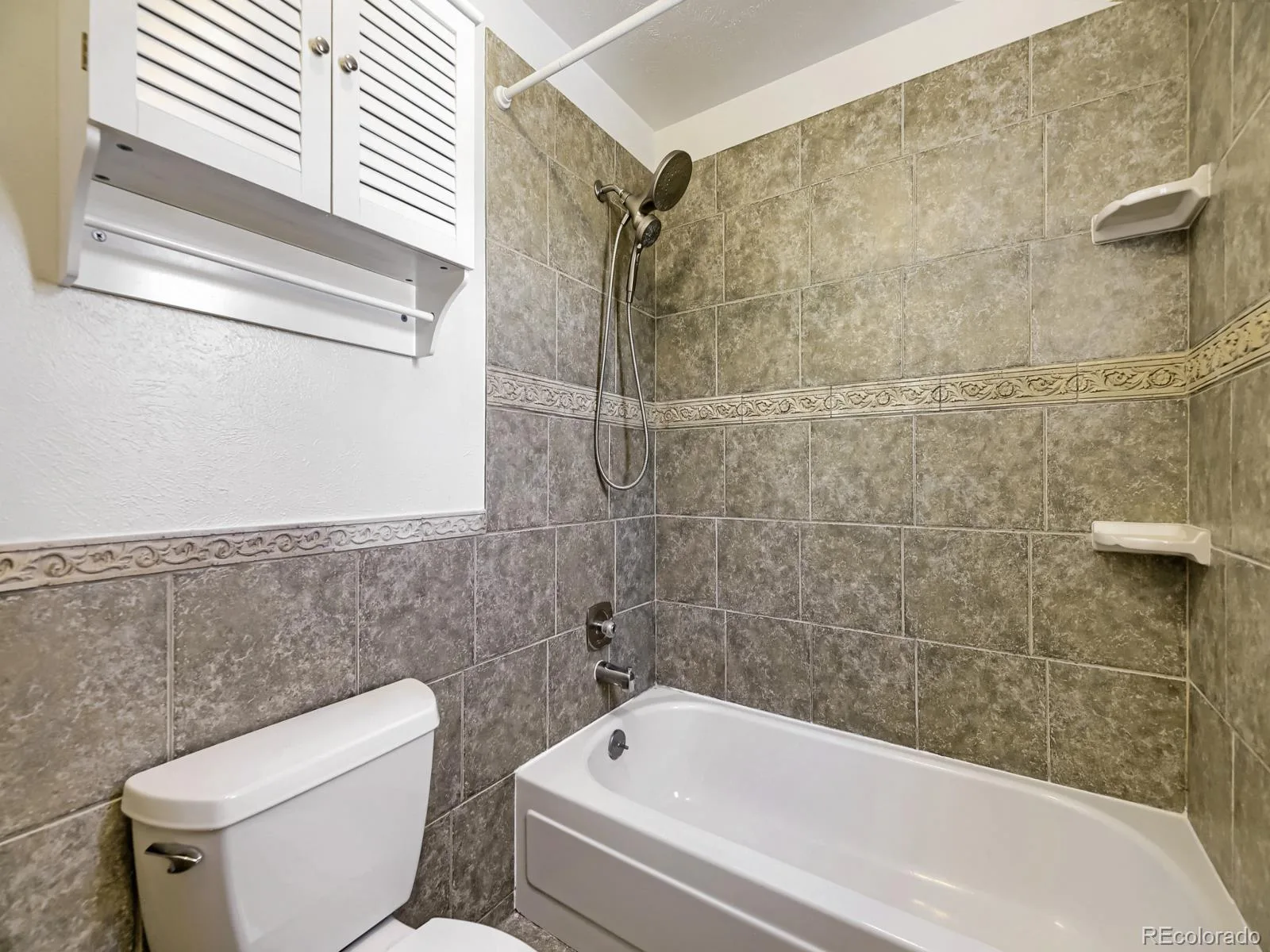 7654 W Ontario Place Littleton CO 80128 | MLS #REC6157436 08232026013255 1600 23