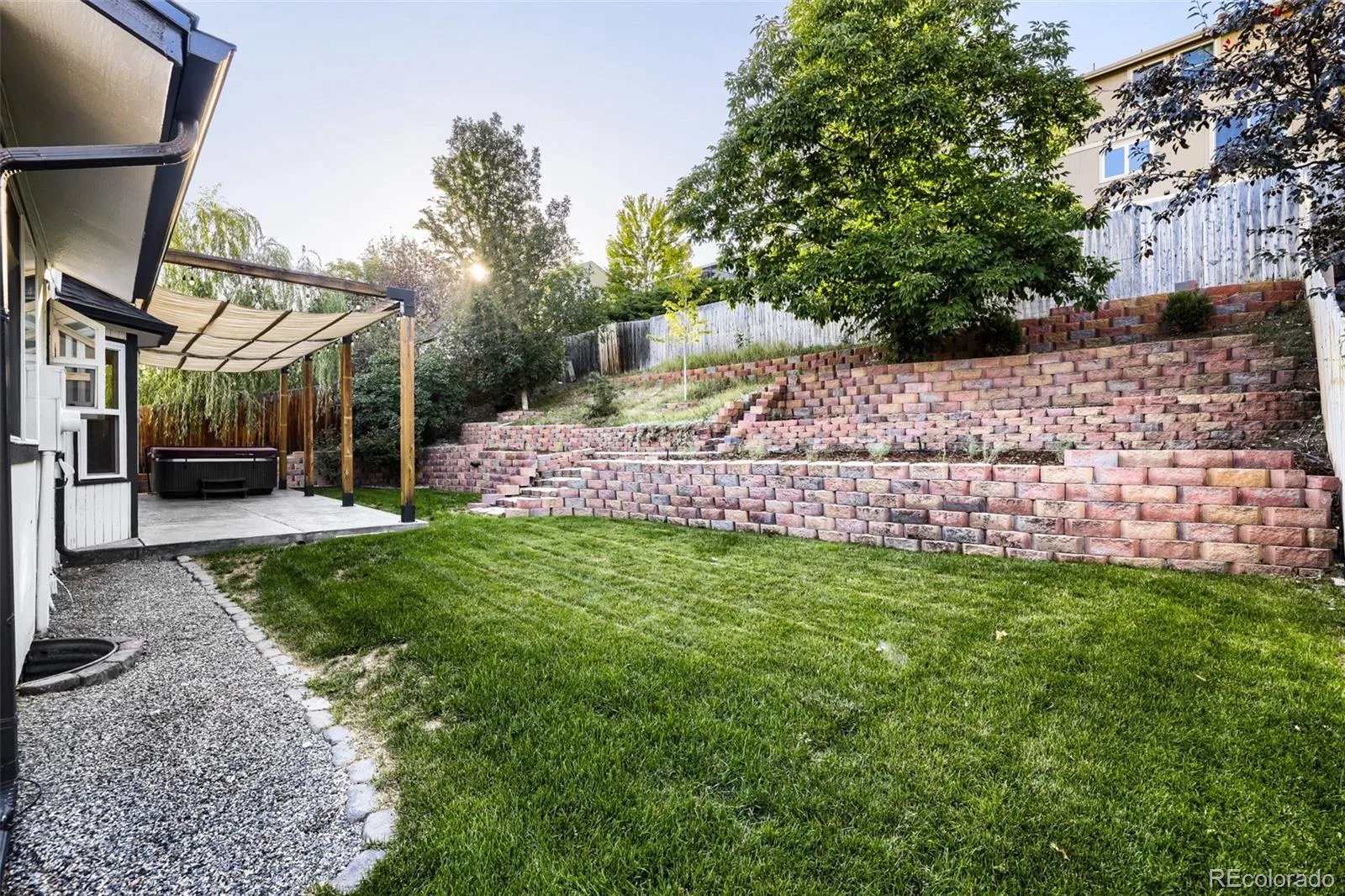 7654 W Ontario Place Littleton CO 80128 | MLS #REC6157436 08232026013255 1600 37