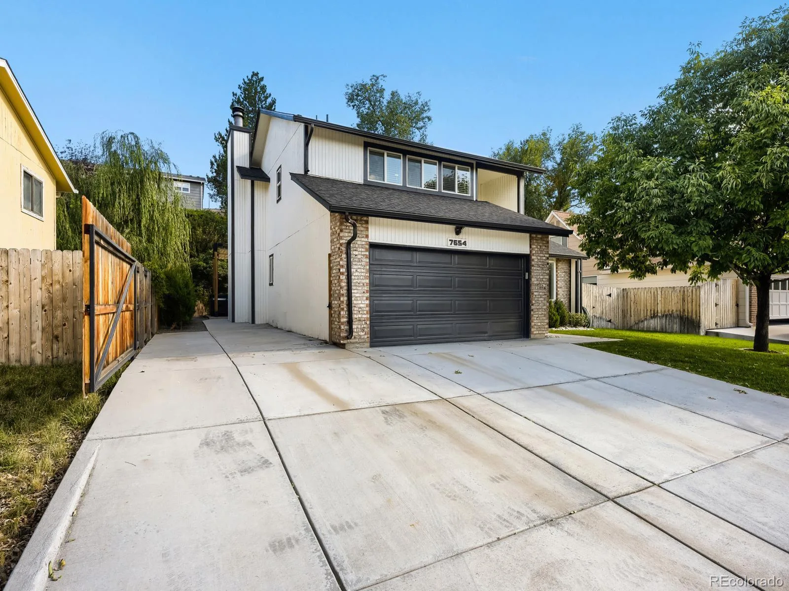 7654 W Ontario Place Littleton CO 80128 | MLS #REC6157436 08232026013255 1600 7