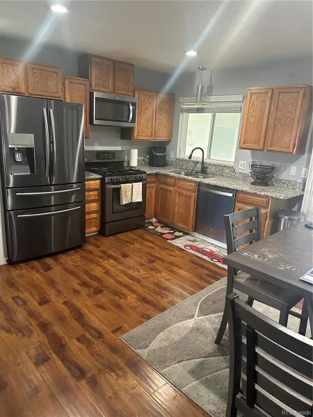 1420 S Lewiston Street Aurora CO 80017 | MLS #REC6159256 08302026035326 800 3