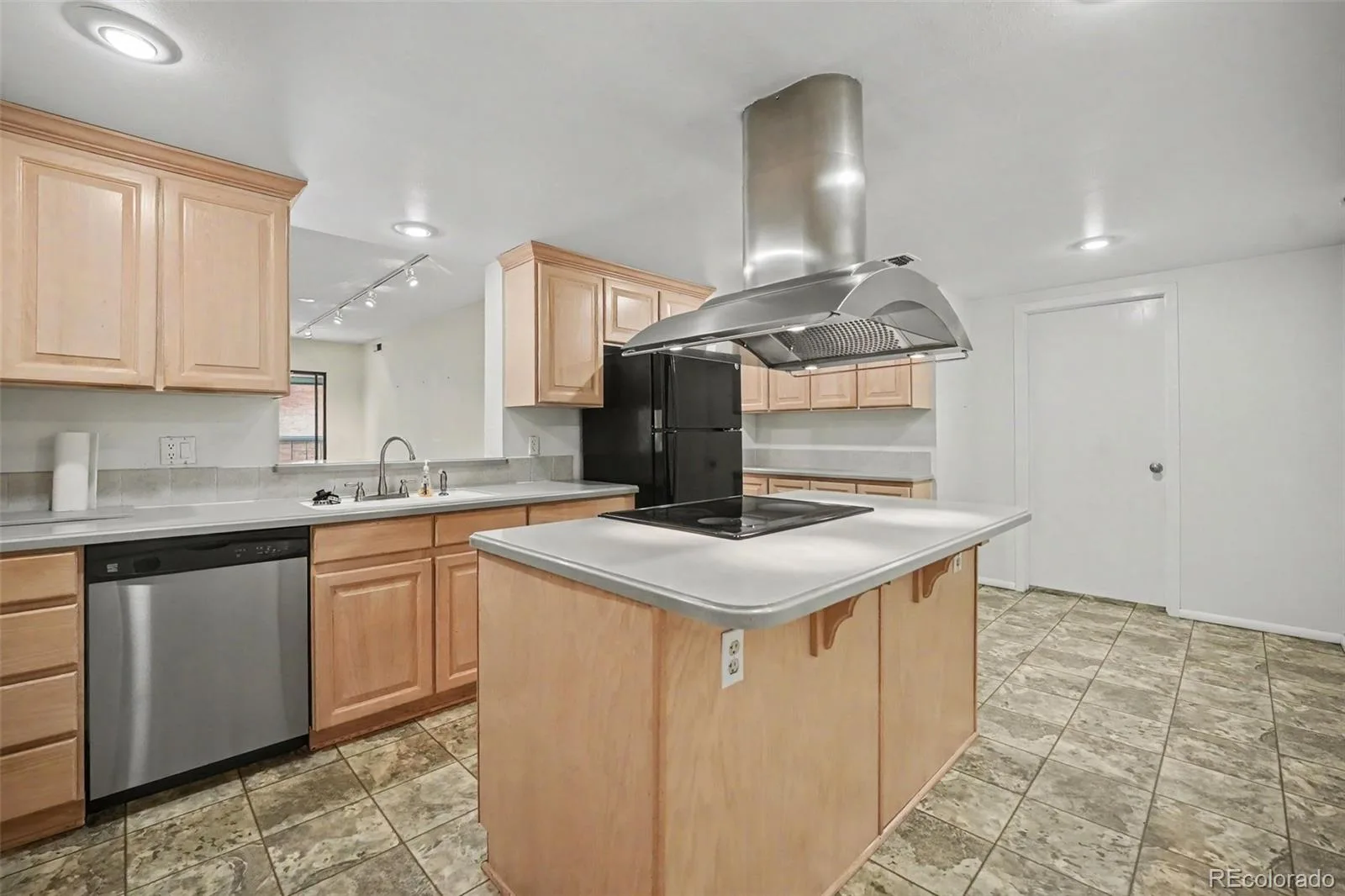 1777 Larimer Street #708 Denver CO 80202 MLS #REC6159819 06112026205715 1600 0