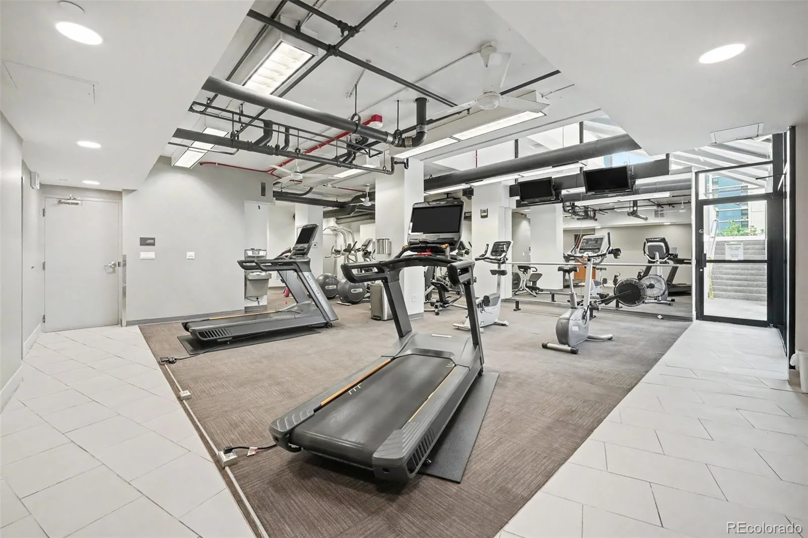1777 Larimer Street #708 Denver CO 80202 MLS #REC6159819 06112026205715 1600 27