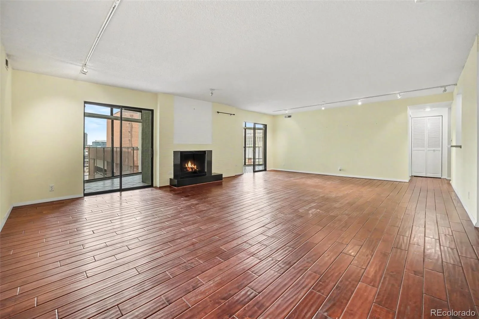 1777 Larimer Street #708 Denver CO 80202 MLS #REC6159819 06112026205715 1600 4