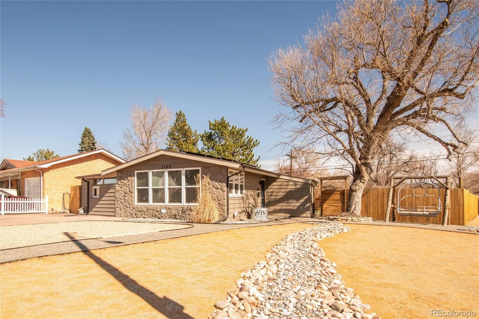 03312026005247 1600 25