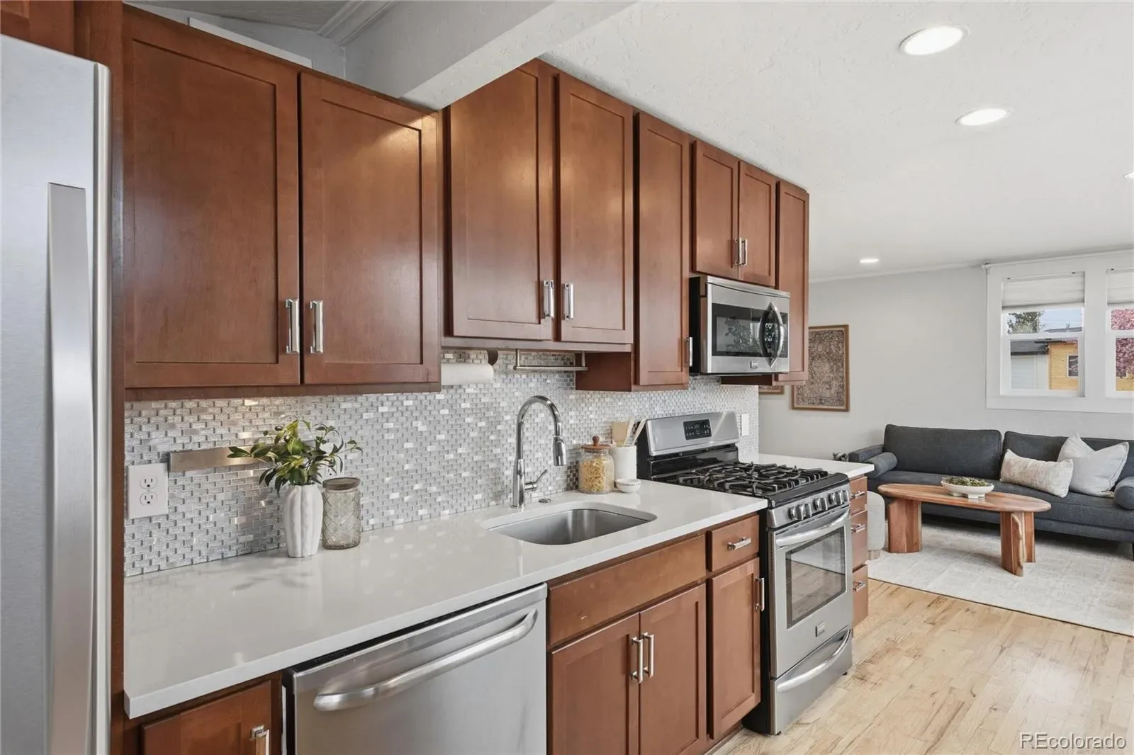 03312026005247 1600 8