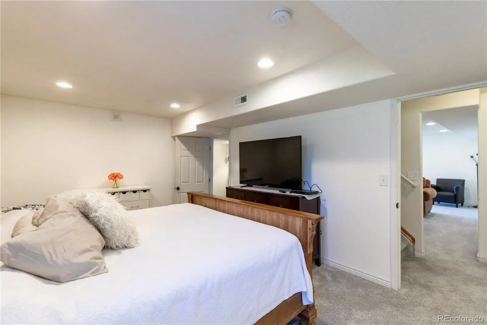 11182025181407 1600 28