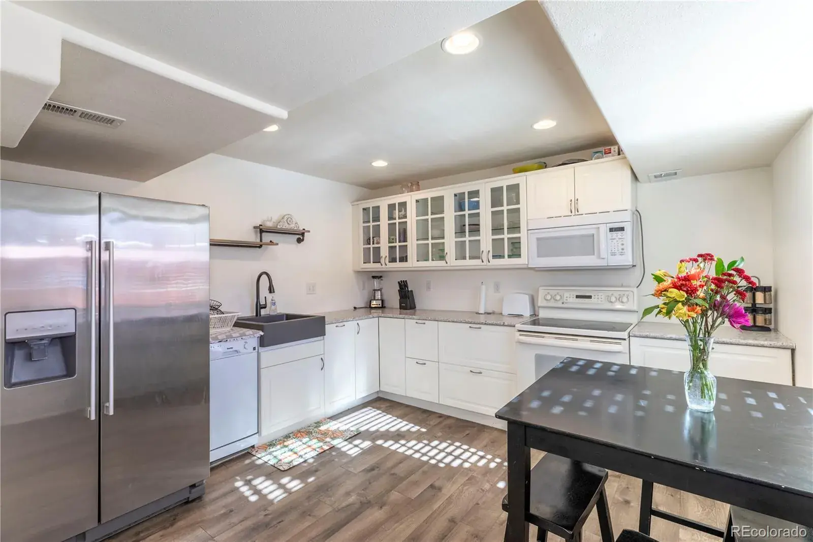 11182025181407 1600 32