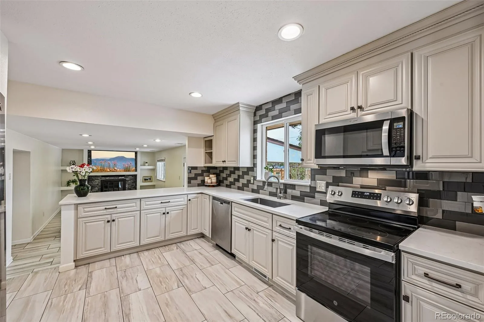 392 Zion Street Aurora CO 80011 MLS #REC6163972 07092026211339 1600 12