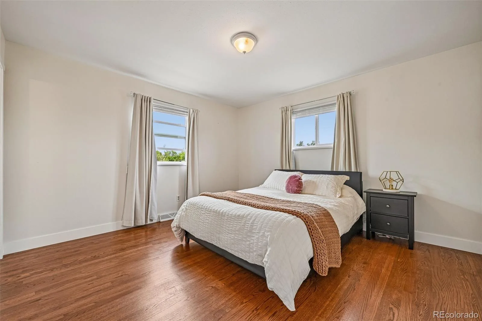 392 Zion Street Aurora CO 80011 MLS #REC6163972 07092026211339 1600 24