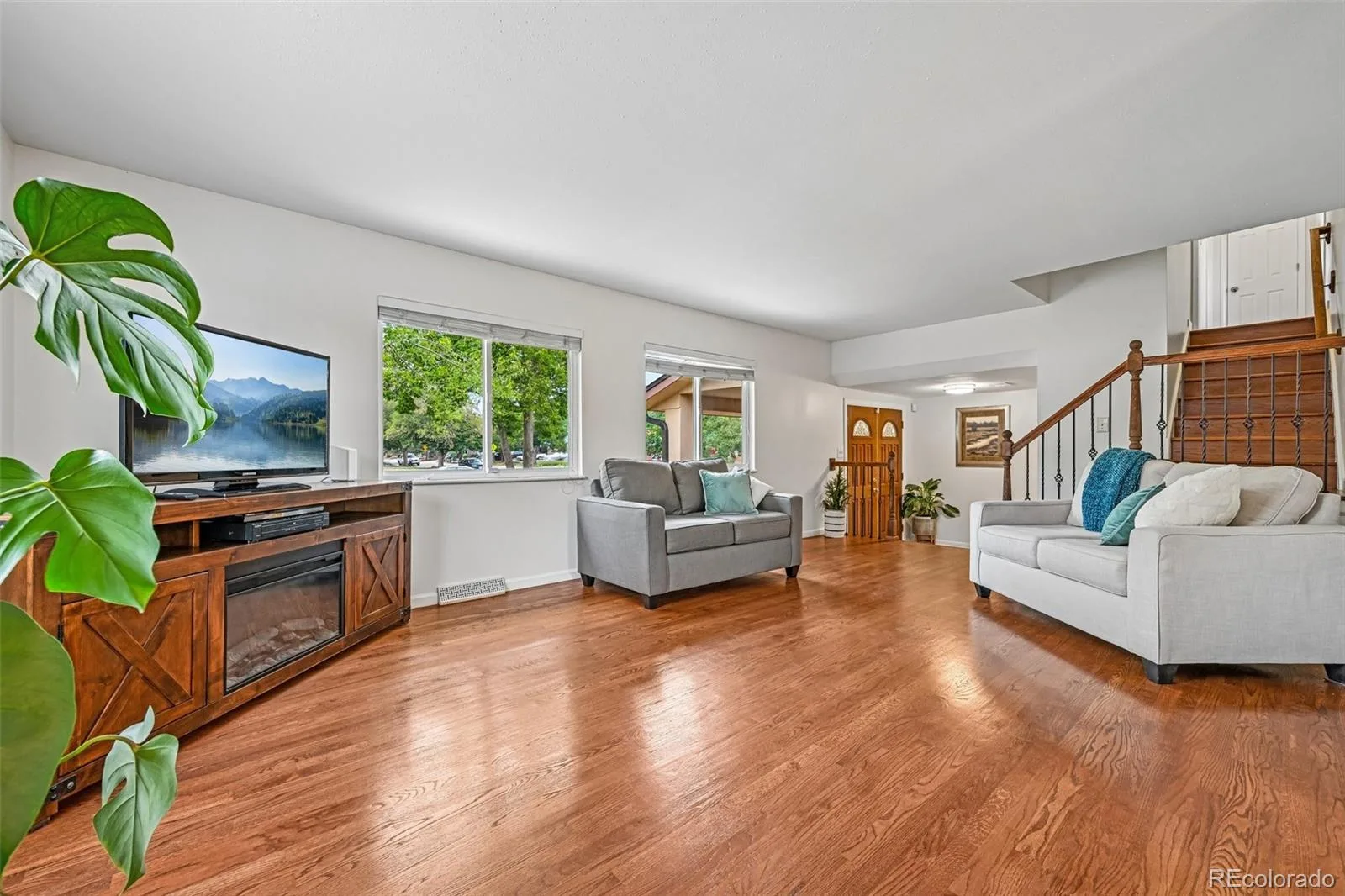 392 Zion Street Aurora CO 80011 MLS #REC6163972 07092026211339 1600 8