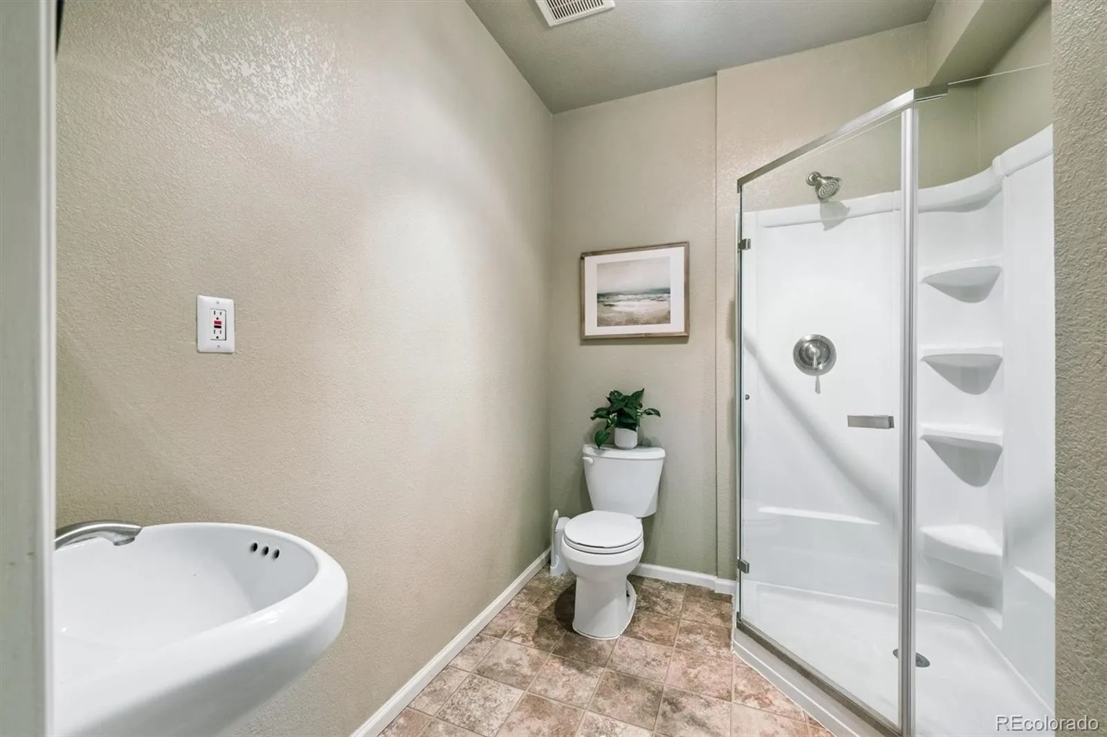 4805 S Catawba Street Aurora CO 80016 MLS #REC6164216 06122026173411 1600 26