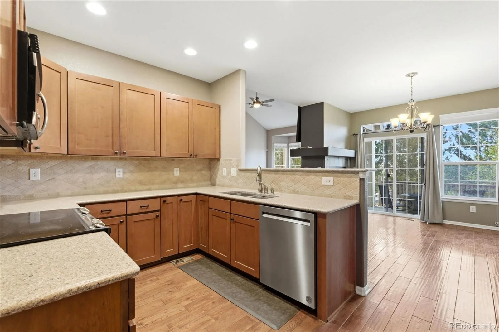854 Ironspur Court Castle Rock CO 80108 | MLS #REC6164284 08122026223839 1600 11
