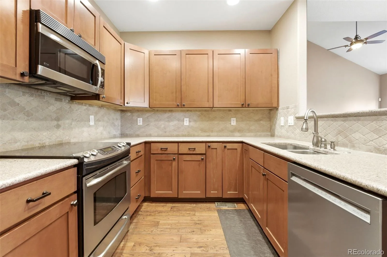 854 Ironspur Court Castle Rock CO 80108 | MLS #REC6164284 08122026223839 1600 14
