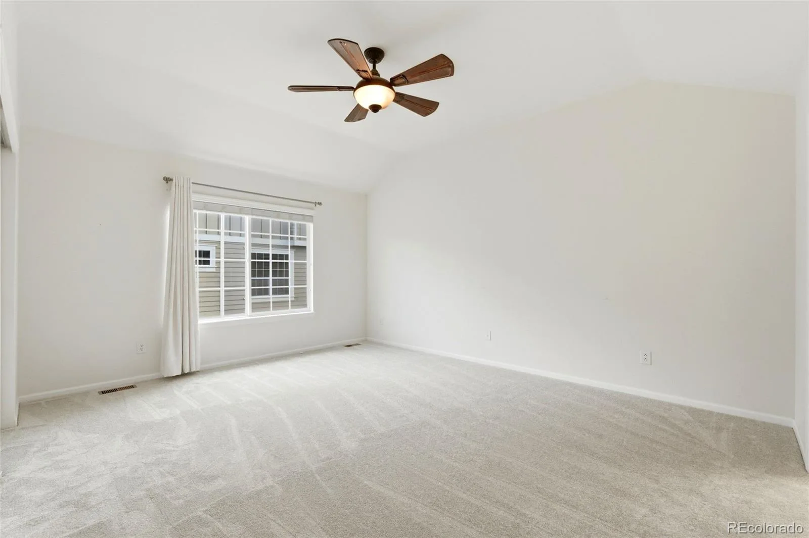 854 Ironspur Court Castle Rock CO 80108 | MLS #REC6164284 08122026223839 1600 17
