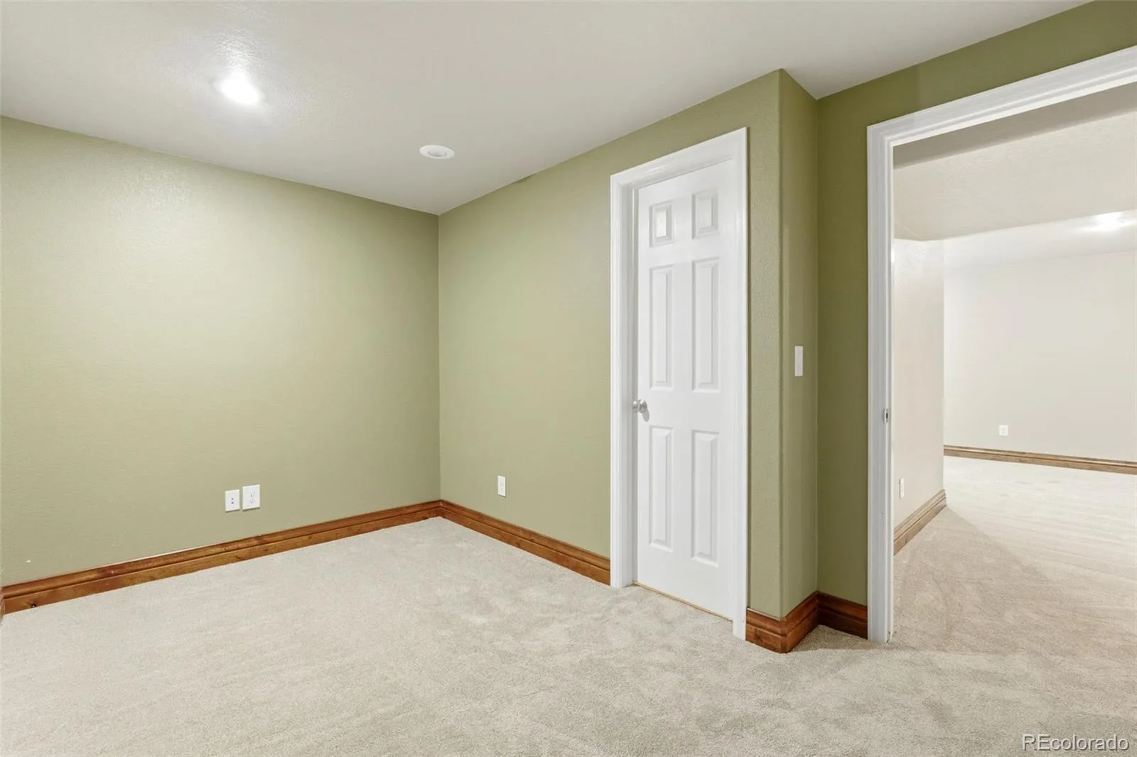 854 Ironspur Court Castle Rock CO 80108 | MLS #REC6164284 08122026223839 1600 33