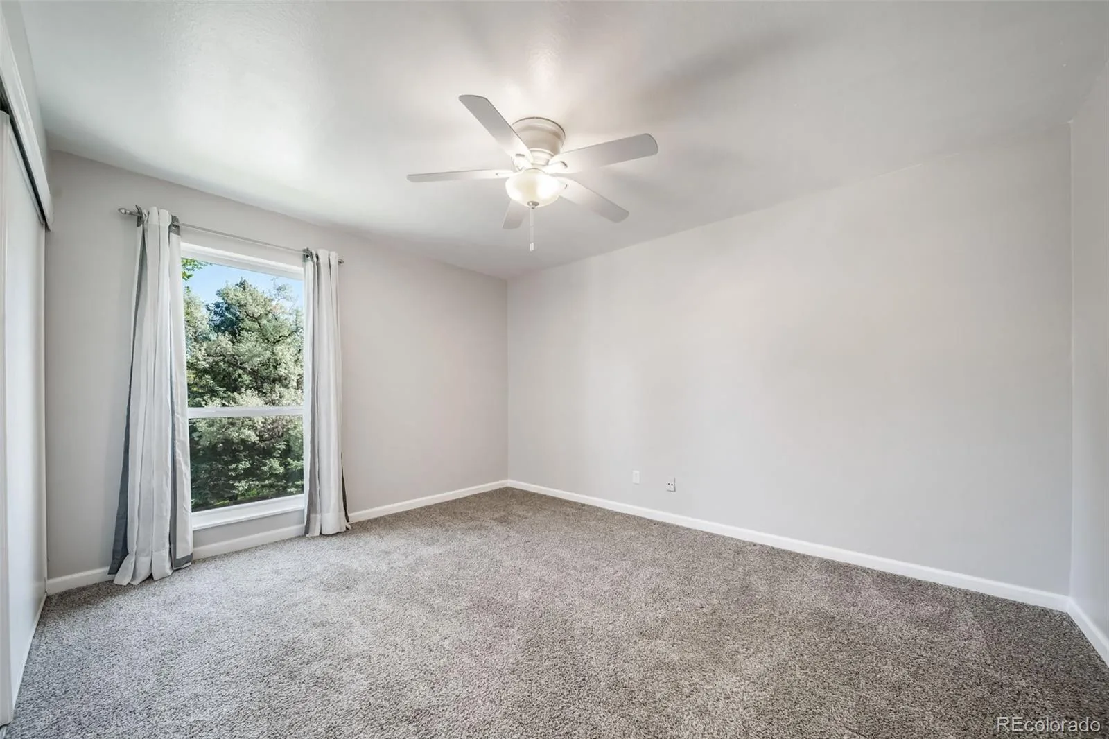 7251 S Xenia Circle #F Centennial CO 80112 | MLS #REC6166294 07302026005710 1600 27