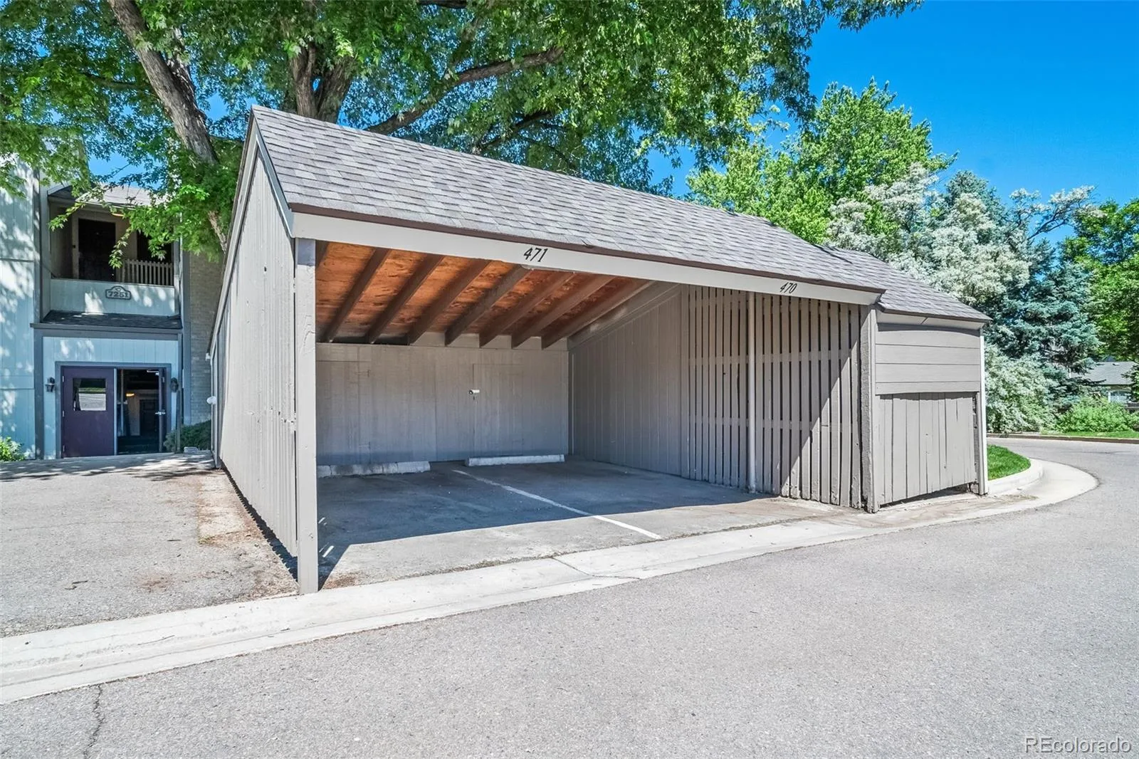 7251 S Xenia Circle #F Centennial CO 80112 | MLS #REC6166294 07302026005710 1600 38