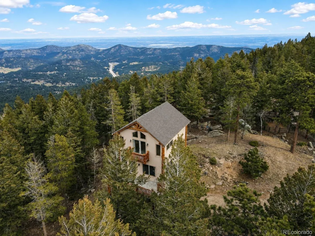 8510 Bobsled Trail Morrison CO 80465 | MLS #REC6166395 07062026191624 1200 31