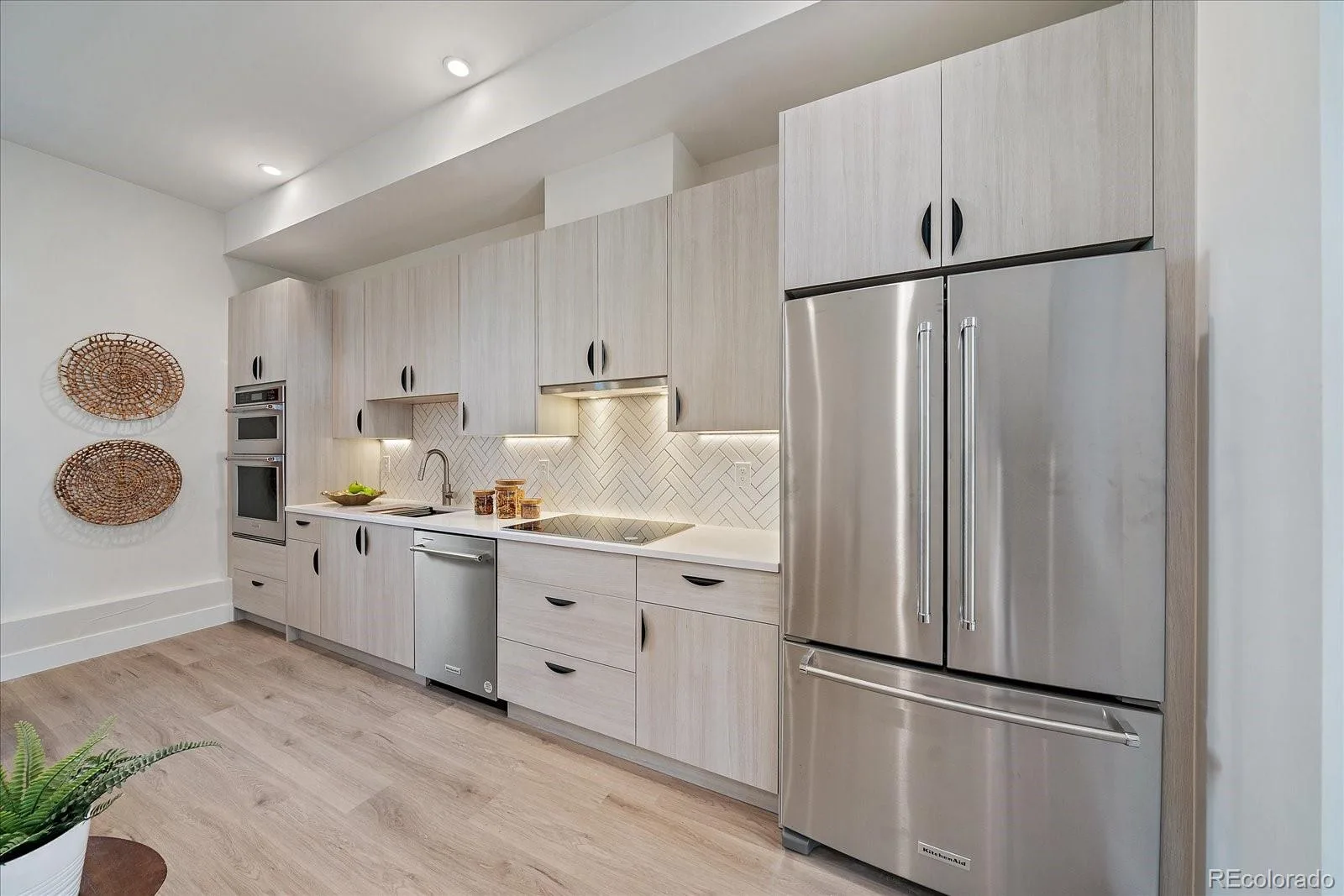 1370 Lowell Boulevard #4 Denver CO 80204 | MLS #REC6166719 08102026151749 1600 3