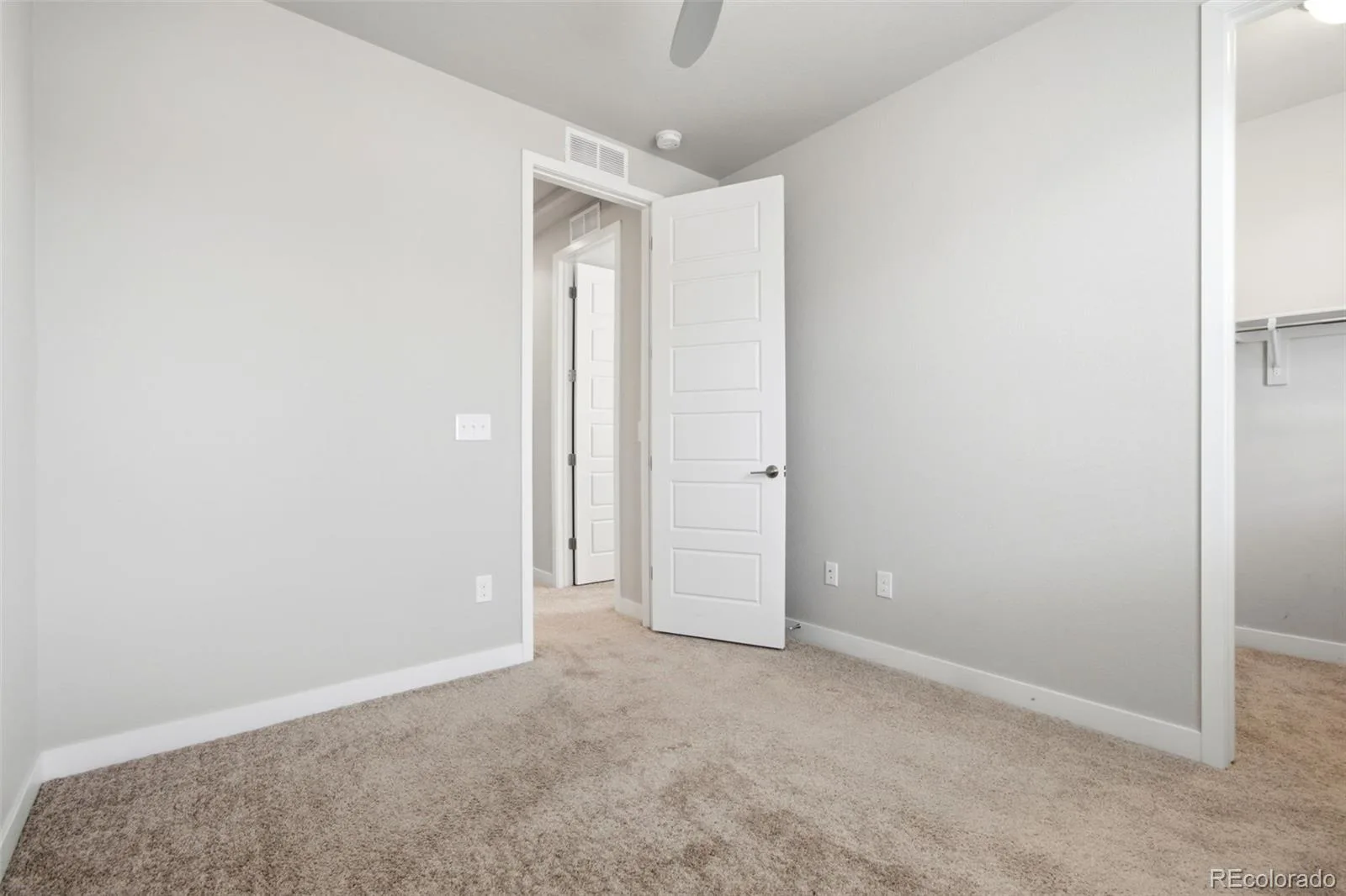 638 E Hinsdale Avenue Littleton CO 80122 | MLS #REC6167252 07102026172319 1600 28