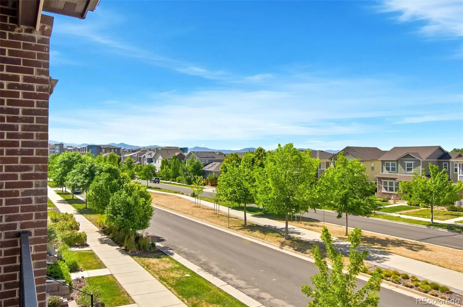 638 E Hinsdale Avenue Littleton CO 80122 | MLS #REC6167252 07102026172319 1600 33