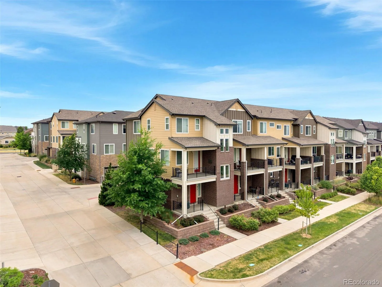 638 E Hinsdale Avenue Littleton CO 80122 | MLS #REC6167252 07102026172319 1600 36