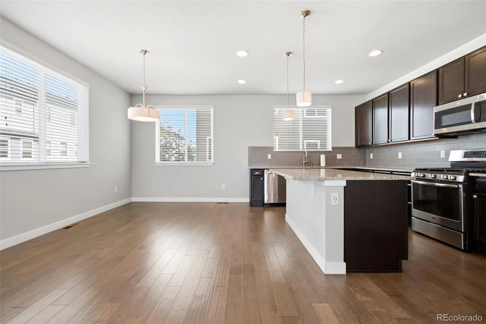 638 E Hinsdale Avenue Littleton CO 80122 | MLS #REC6167252 07102026172319 1600 8