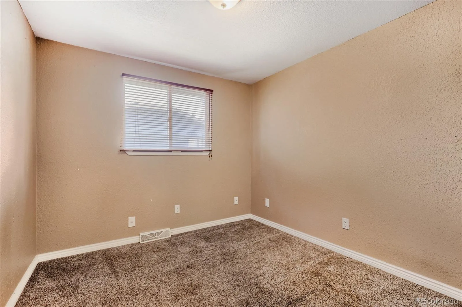 9321 W 104th Place Broomfield CO 80021 | MLS #REC6169463 06242026234248 1600 20