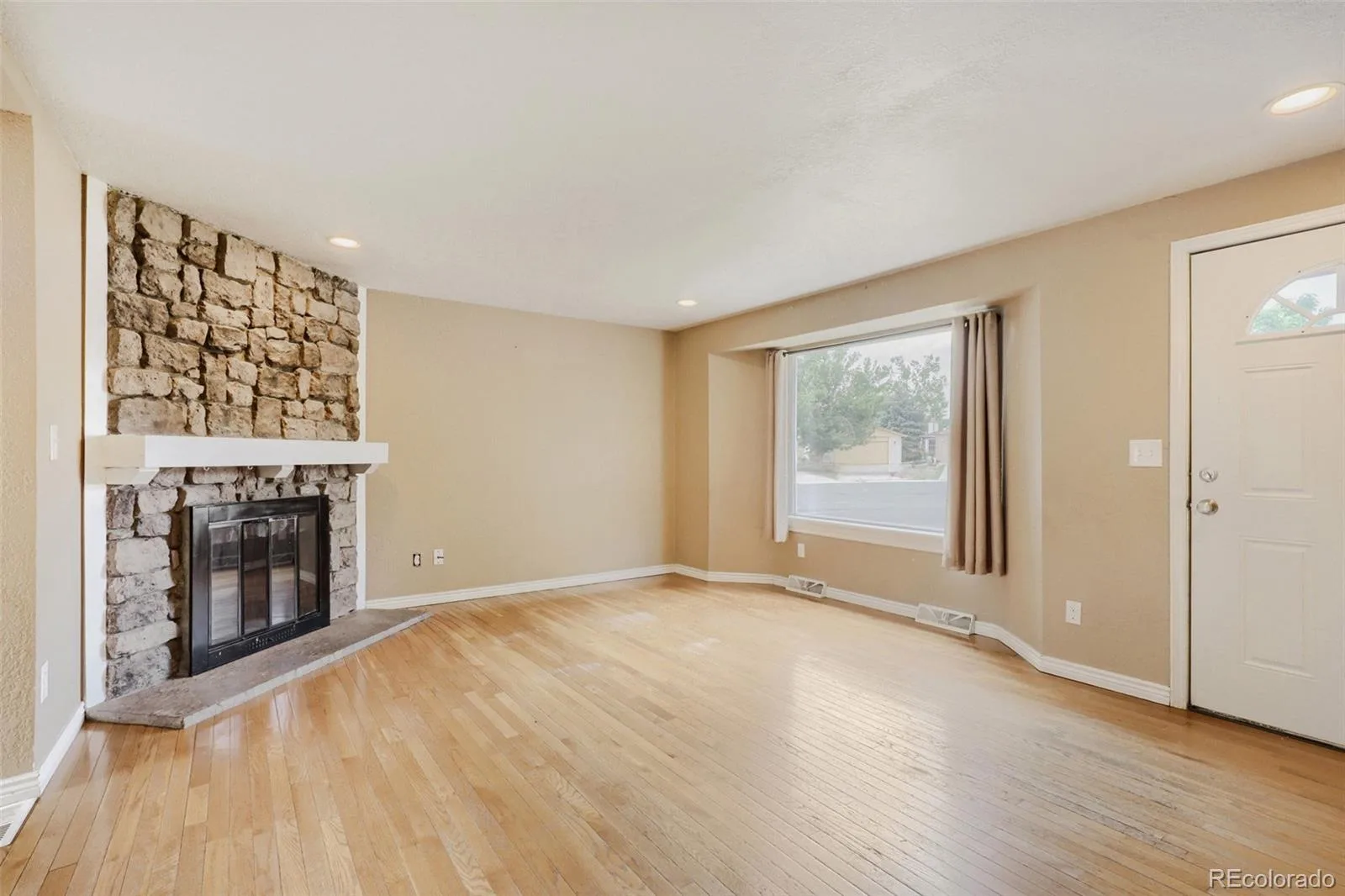 9321 W 104th Place Broomfield CO 80021 | MLS #REC6169463 06242026234248 1600 3