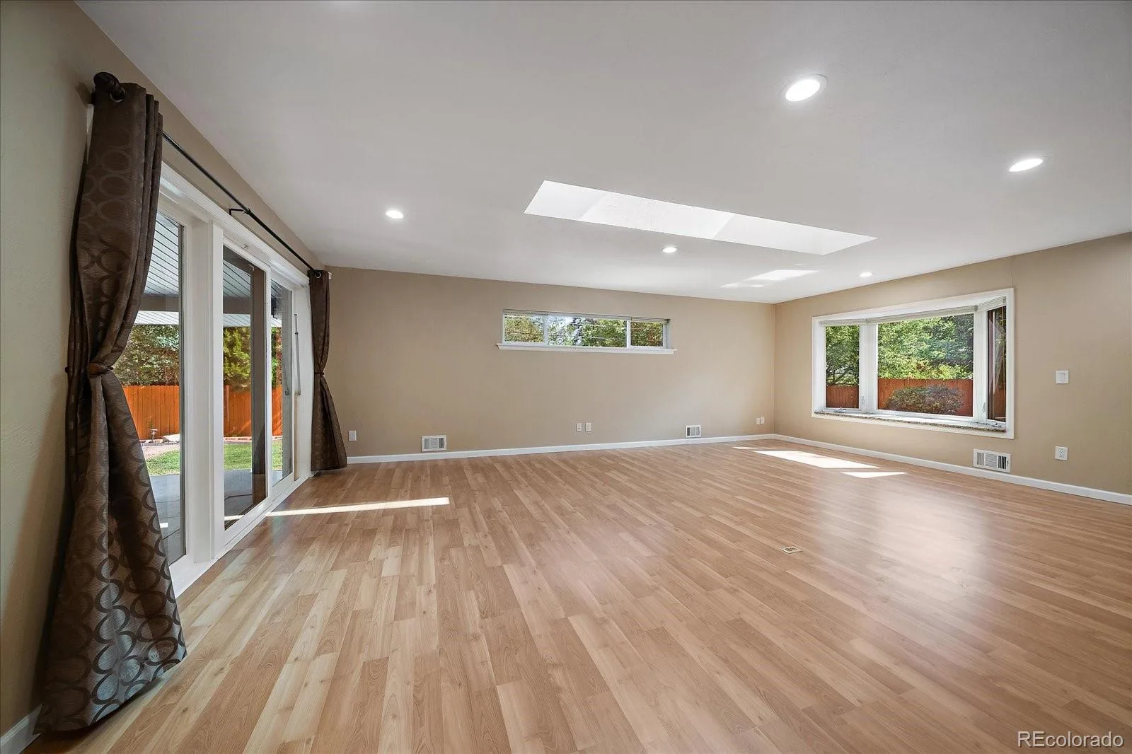 1181 E Costilla Avenue Littleton CO 80122 | MLS #REC6169904 08172026154119 1600 12