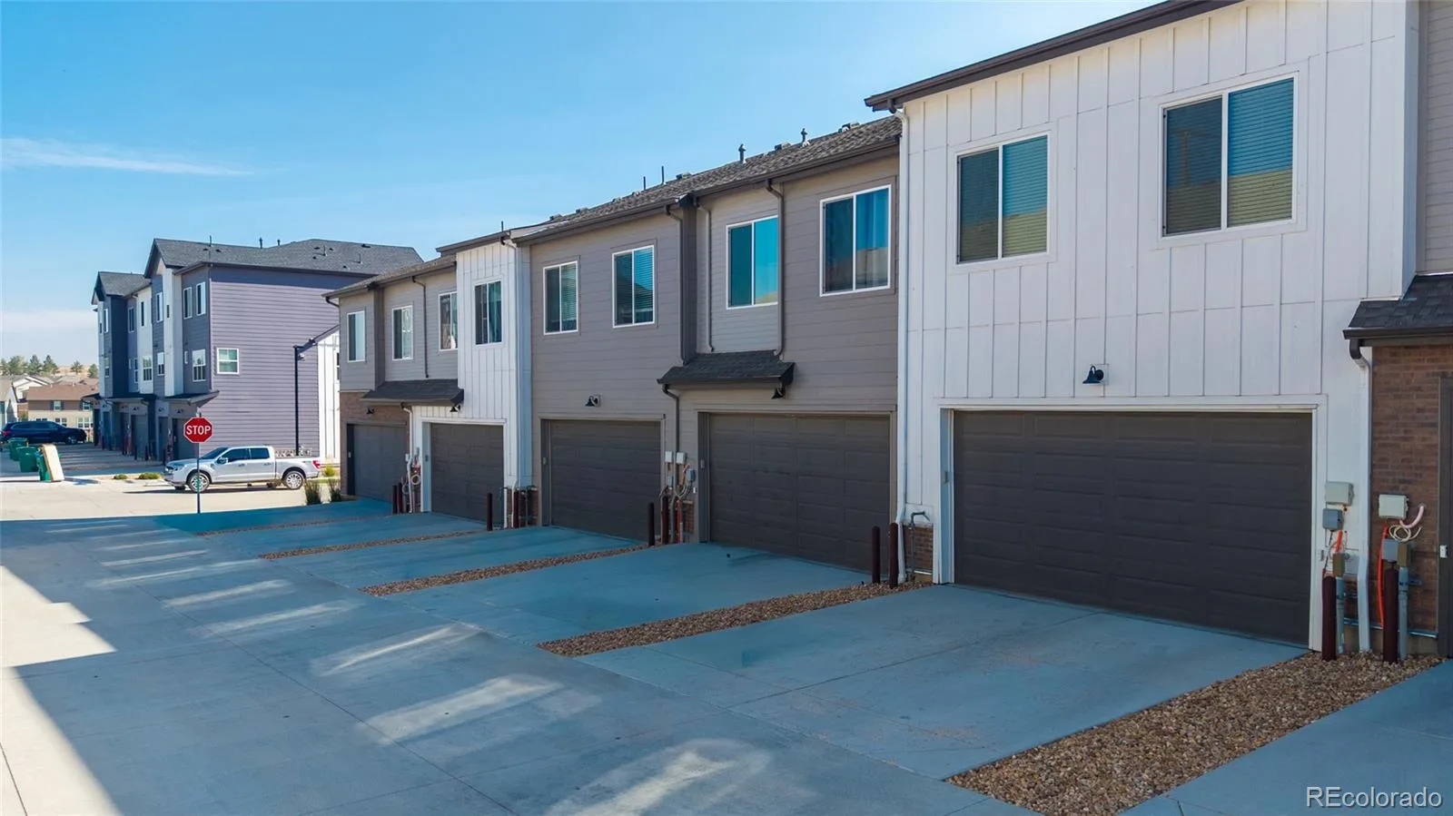 409 Millwall Circle Castle Rock CO 80108 | MLS #REC6170408 08072026044309 1600 26