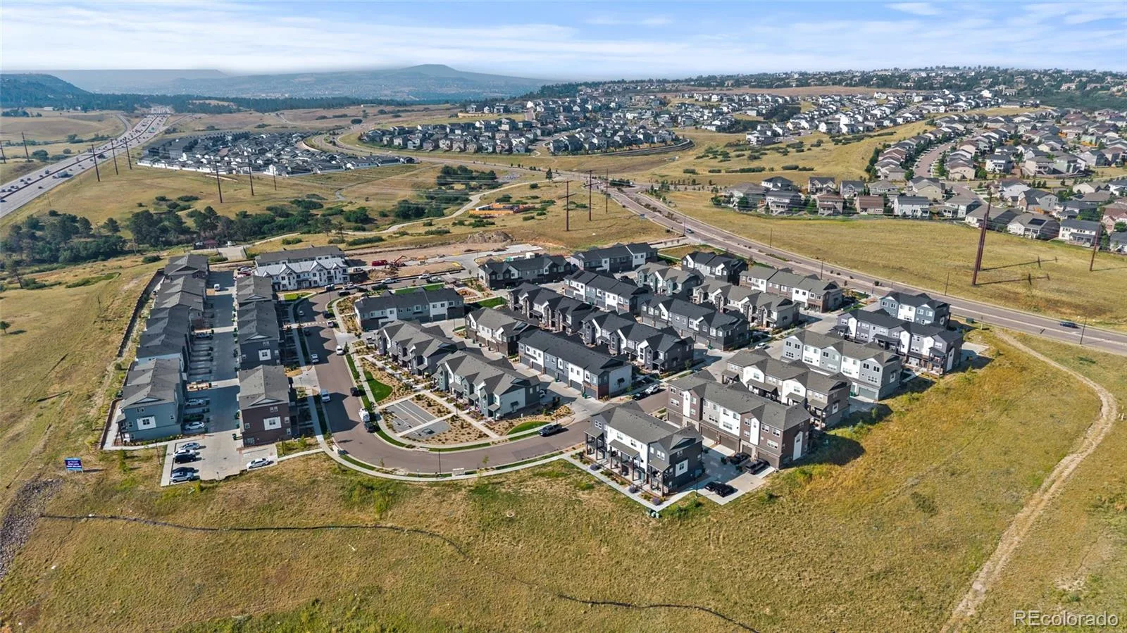409 Millwall Circle Castle Rock CO 80108 | MLS #REC6170408 08072026044309 1600 31