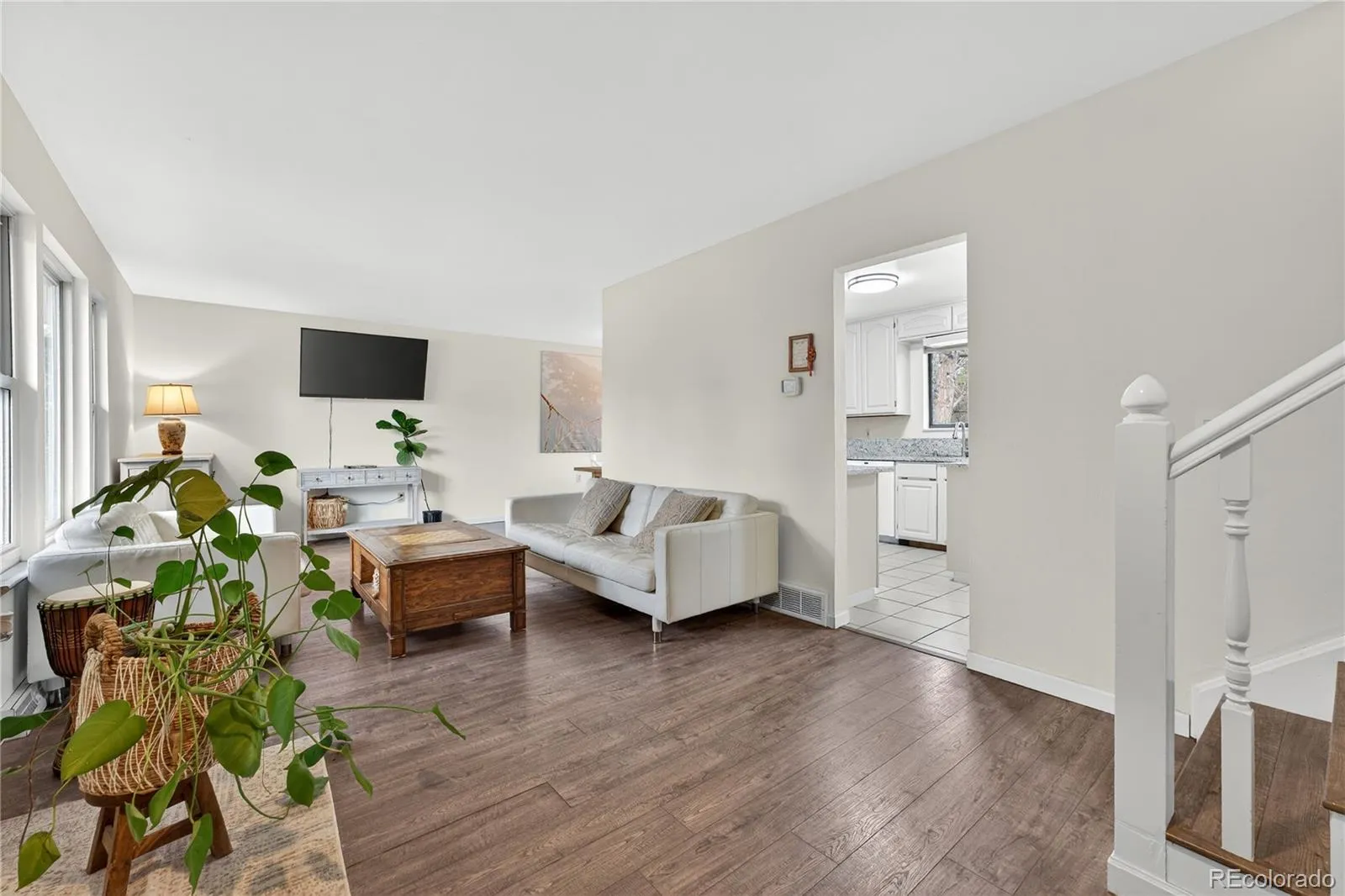 04062026230244 1600 1