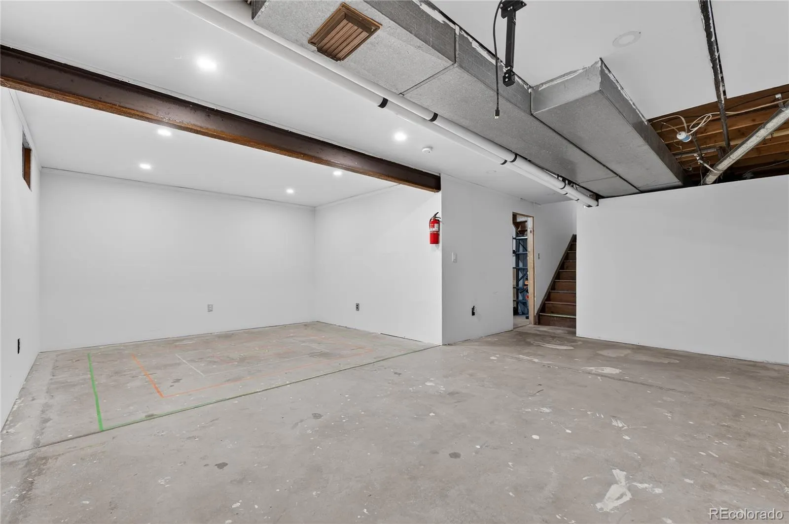 04062026230244 1600 28