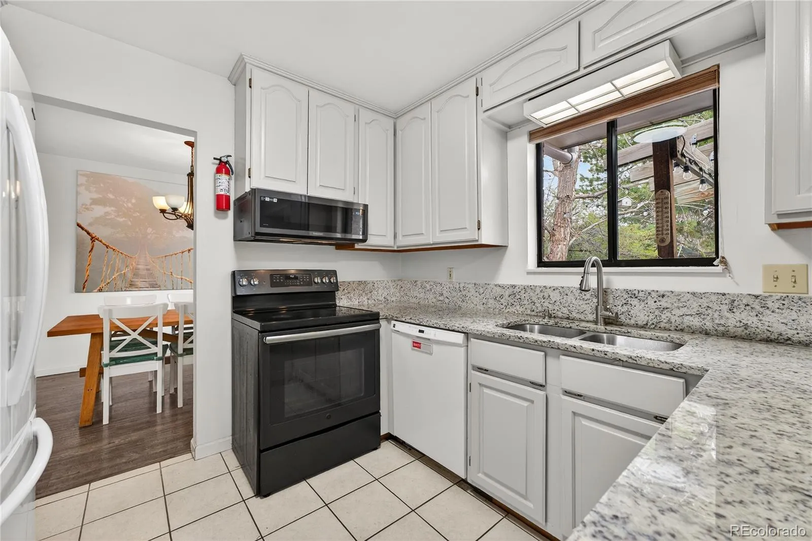 04062026230244 1600 7