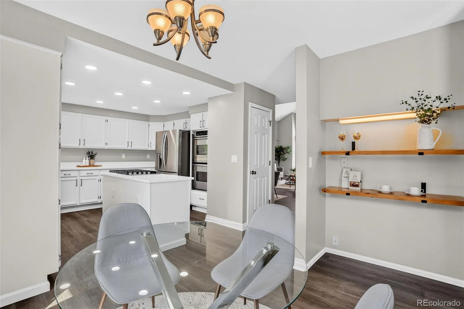 5033 S Owens Street Littleton CO 80127 | MLS #REC6171466 08142026111237 1600 13