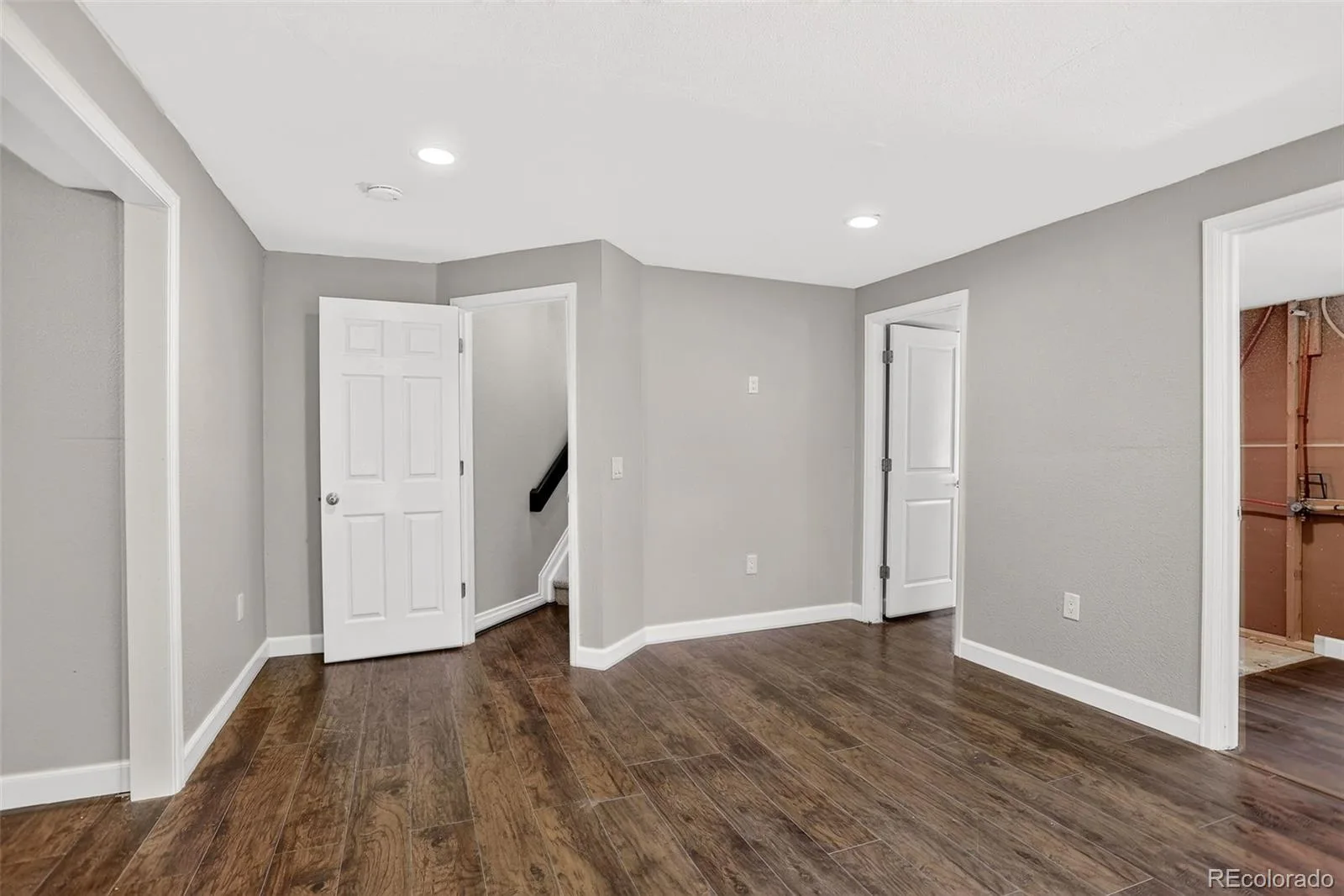 5033 S Owens Street Littleton CO 80127 | MLS #REC6171466 08142026111237 1600 34