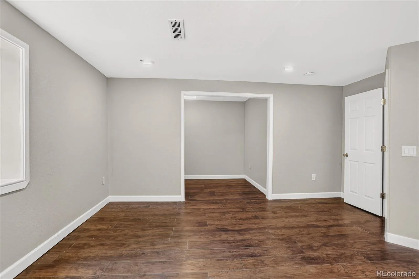 5033 S Owens Street Littleton CO 80127 | MLS #REC6171466 08142026111237 1600 36