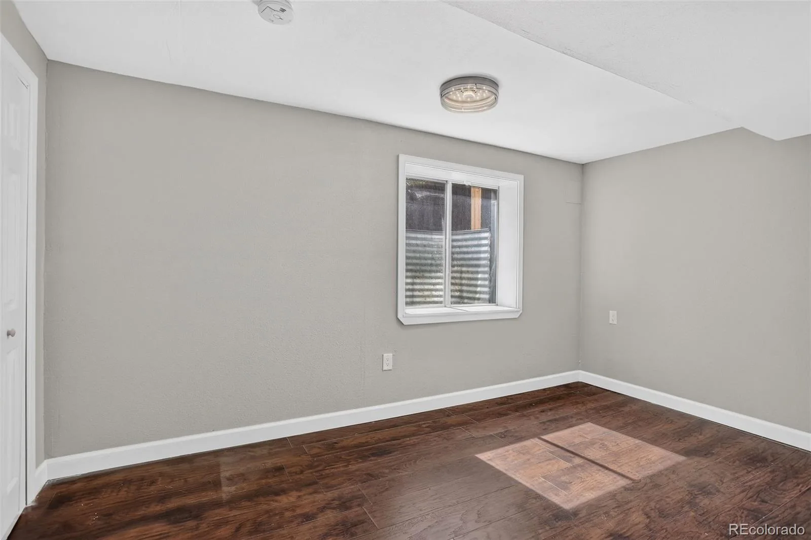 5033 S Owens Street Littleton CO 80127 | MLS #REC6171466 08142026111237 1600 37