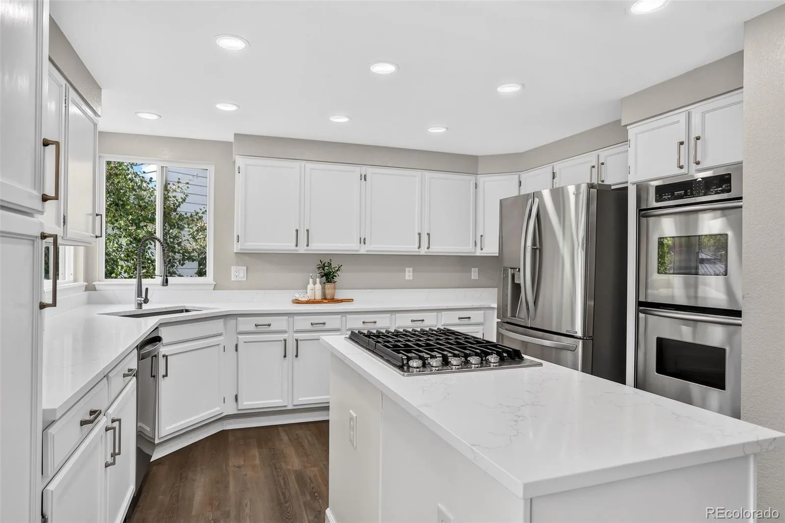 5033 S Owens Street Littleton CO 80127 | MLS #REC6171466 08142026111237 1600 8