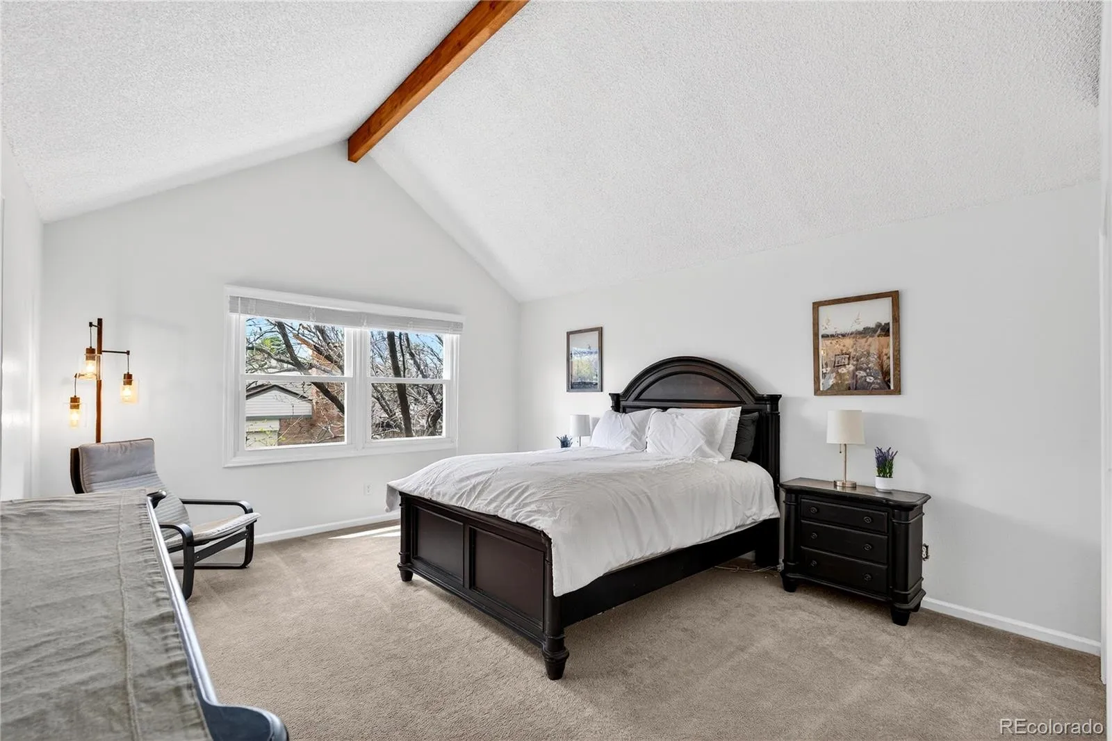 04092026152237 1600 12