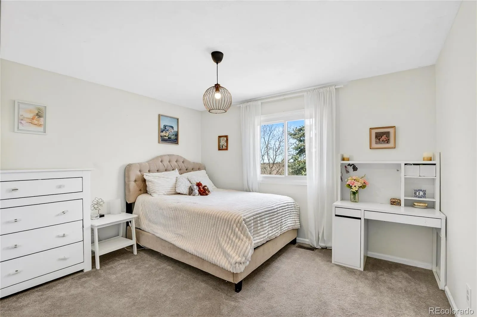 04092026152237 1600 18