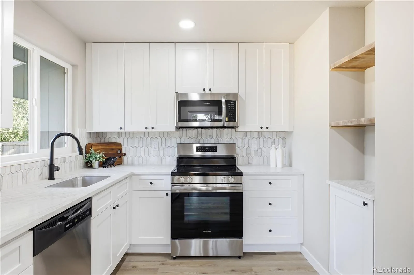 13067 King Circle Broomfield CO 80020 | MLS #REC6172937 07232026140440 1600 8