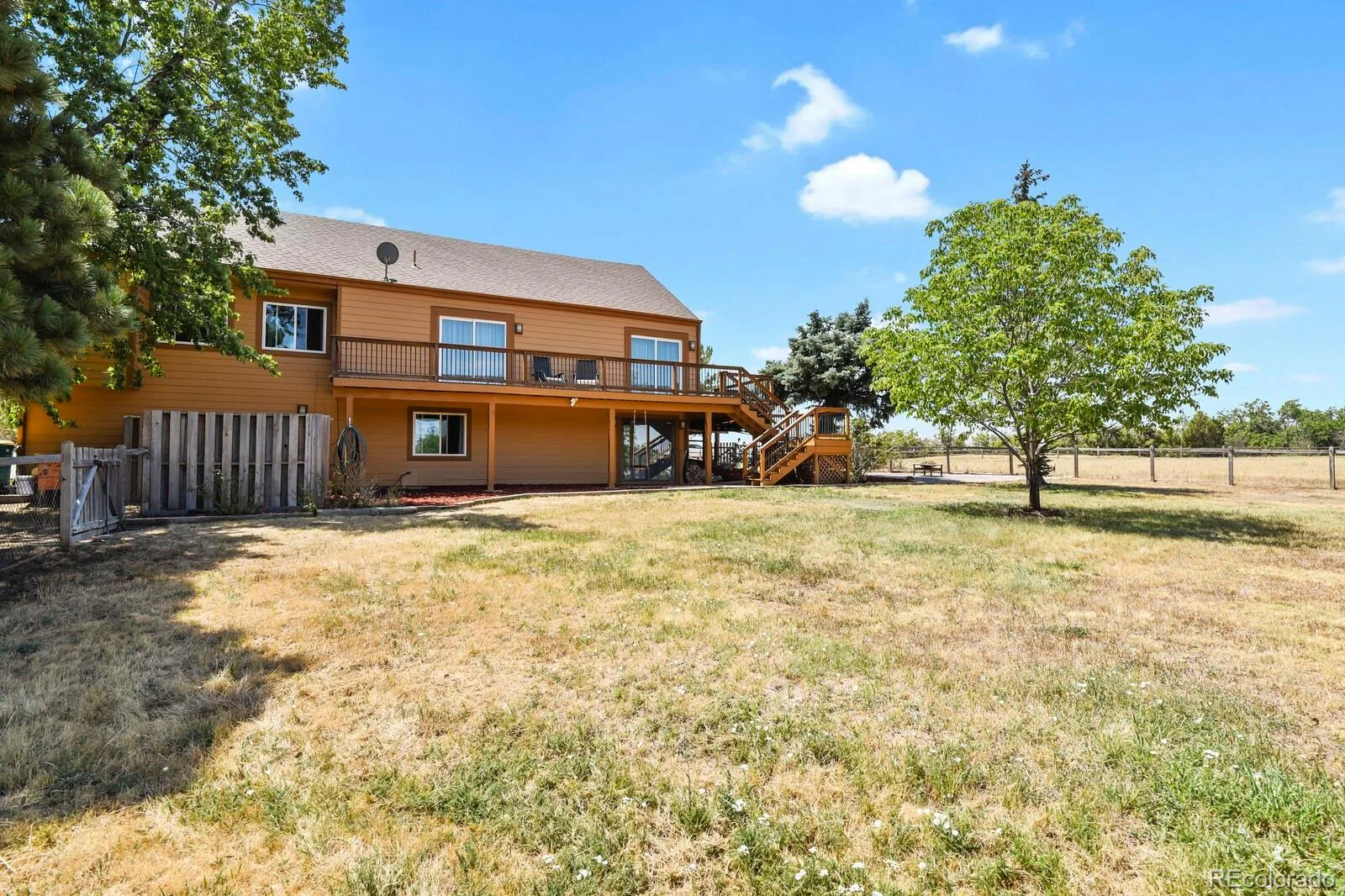 511 E 3rd Avenue Castle Rock CO 80108 | MLS #REC6174169 07232026224506 1600 32