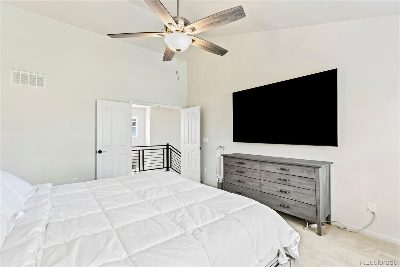 25411 E Indore Drive Aurora CO 80016 MLS #REC6175273 06262026022746 1600 21