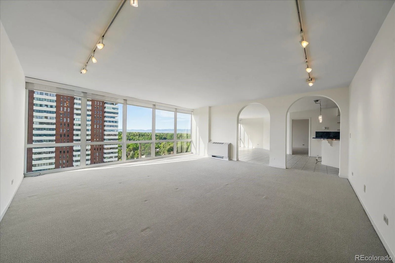 3100 E Cherry Creek South Drive #1302 Denver CO 80209 | MLS #REC6176547 09222026115518 1600 8