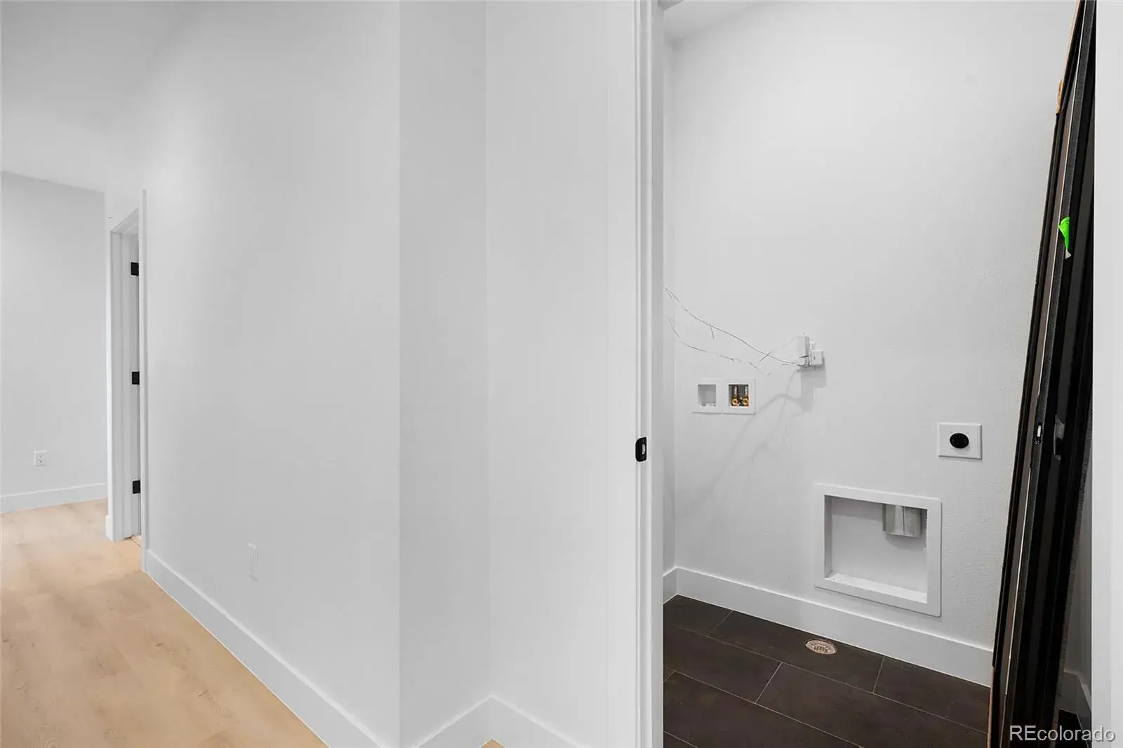 01192026010738 1600 32