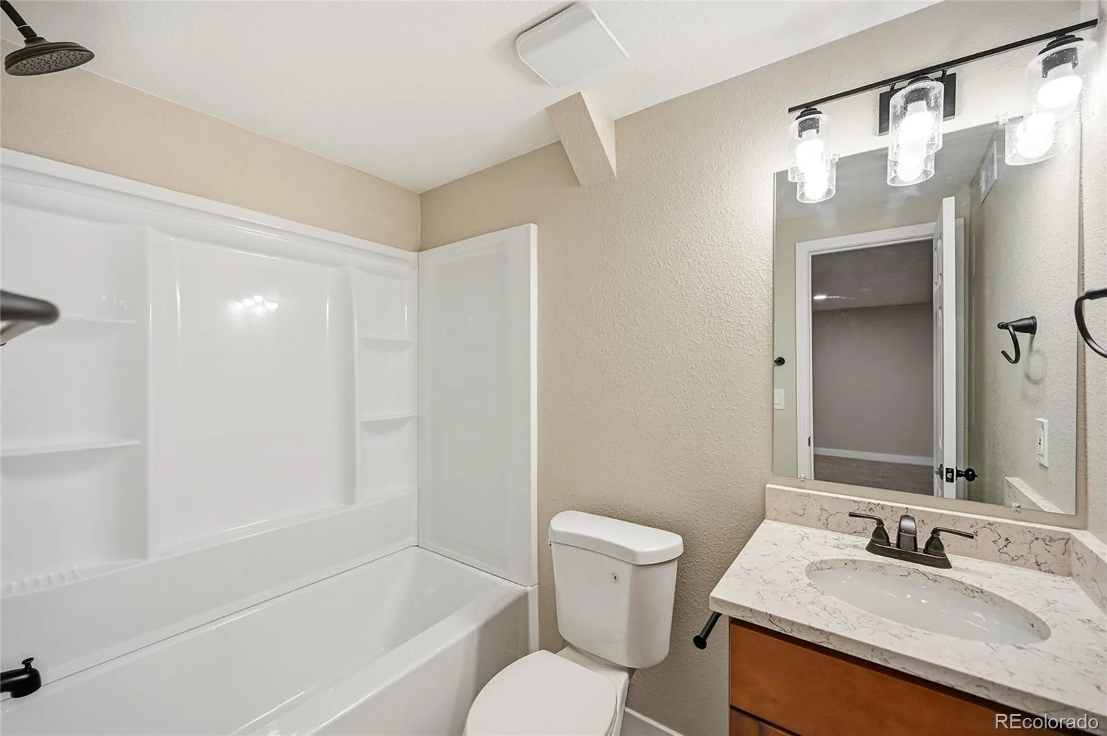 2888 S Ursula Street Aurora CO 80014 MLS #REC6178709 05292026165628 1600 23