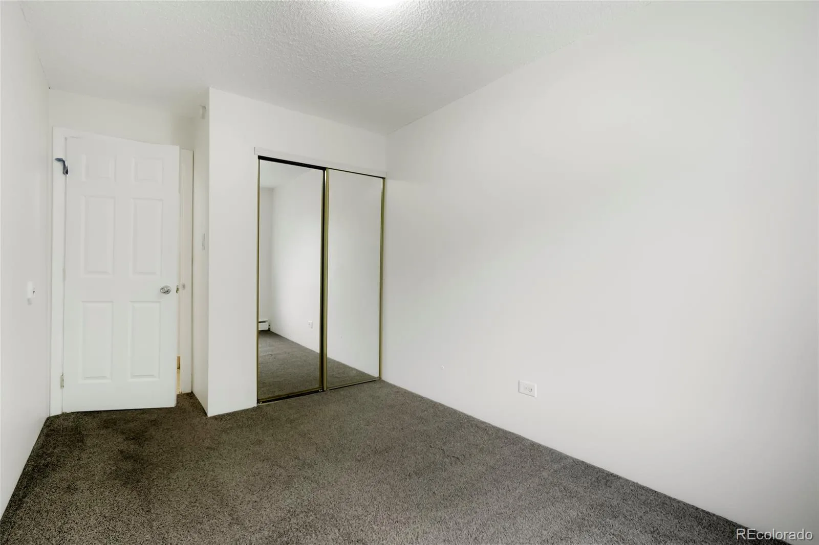 747 W 96th Avenue #12 Thornton CO 80260 MLS #REC6179661 06022026185219 1600 23