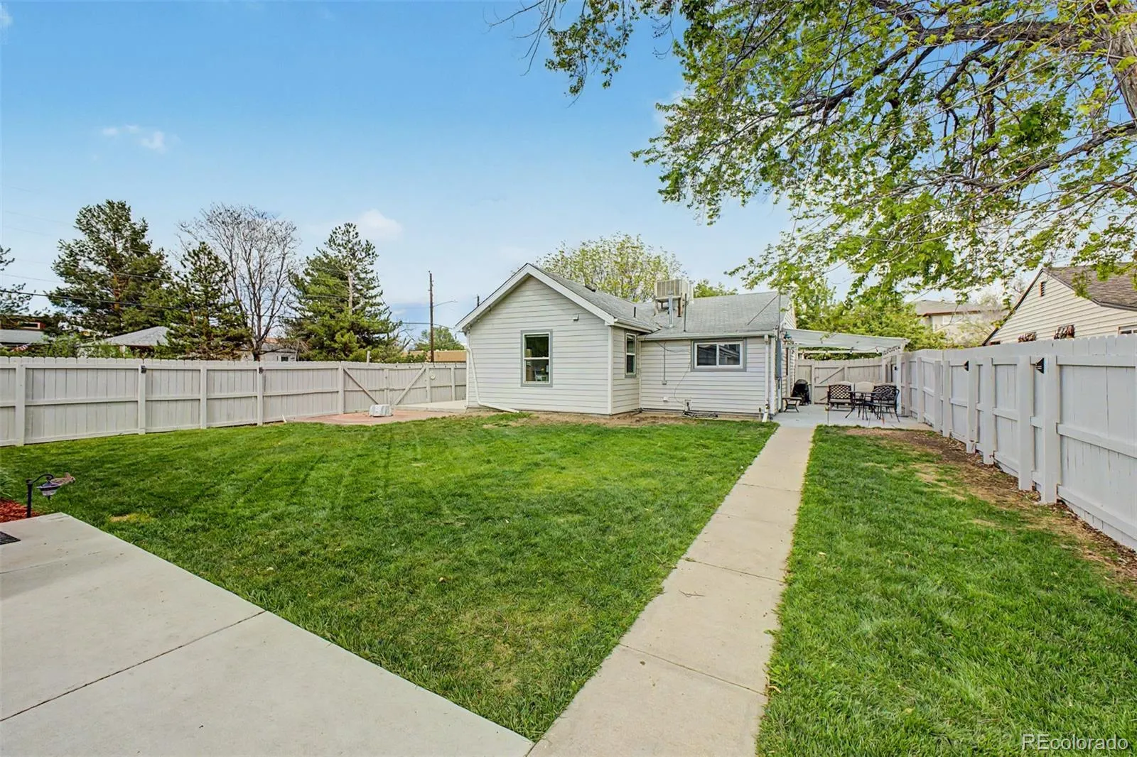 901 S Locust Street Denver CO 80224 MLS #REC6180625 04302026191056 1600 23